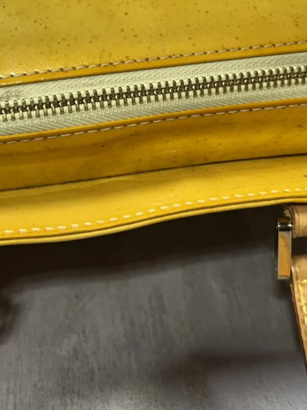 Louis Vuitton Houston Monogram Vernis Yellow Patent_Leather Tote Bag